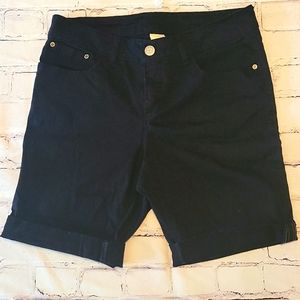 Faded Glory Black Bermuda Shorts.